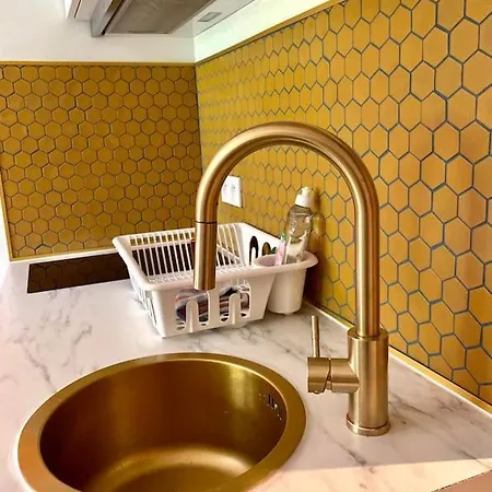 Cavaloc.fr Retrorange Apartman *